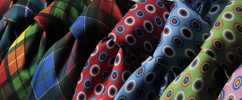 3 spunti per cravatte particolari, perfette per l’estate 2022