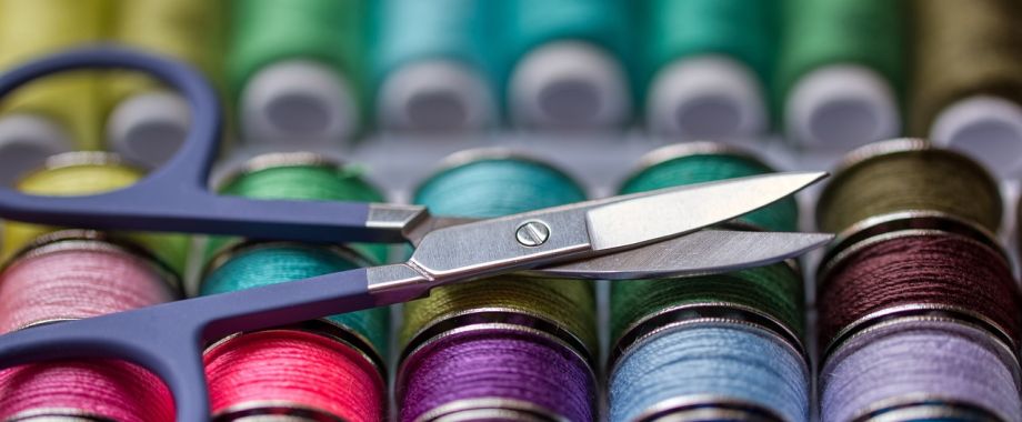 Collezione primavera per aziende: gadget i filati di Seterie Mosconi