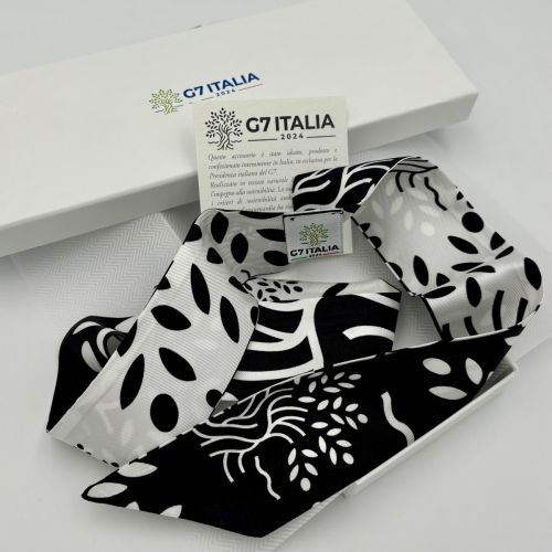 Twilly personalizzato per il G7 Italia con logo e simbolo albero