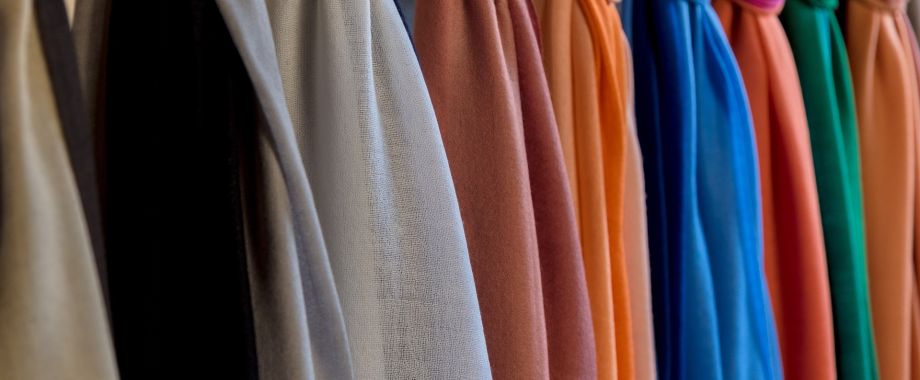 Foulard personalizzati per un autunno di stile ed eleganza