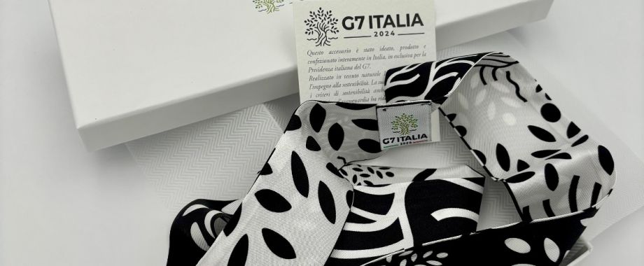 Twilly personalizzato per il G7 Italia con logo e simbolo albero