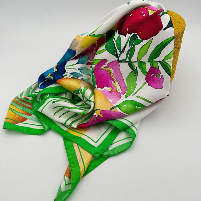 Floral print foulard
