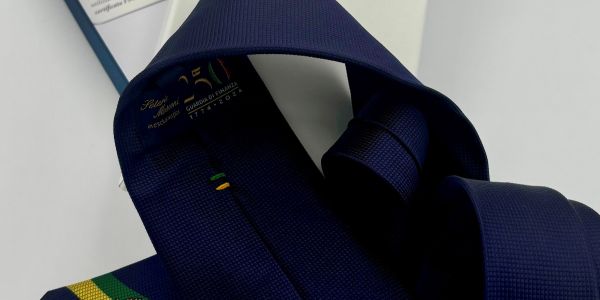 Cravatta personalizzata per 250 anni della Guardia di Finanza