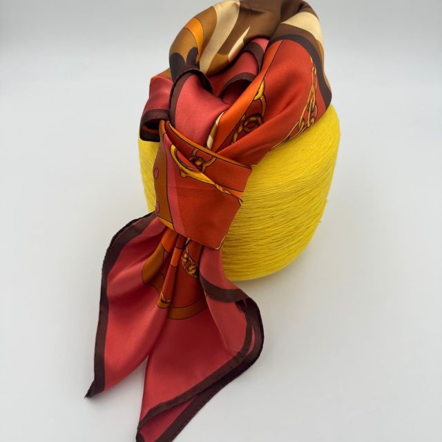 Elegant orange-red foulard