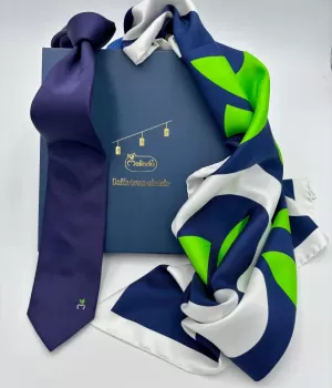 Cravatta tinta unita e foulard verde Melinda