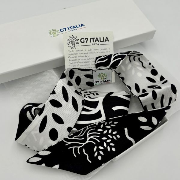 Twilly personalizzato per il G7 Italia con logo e simbolo albero