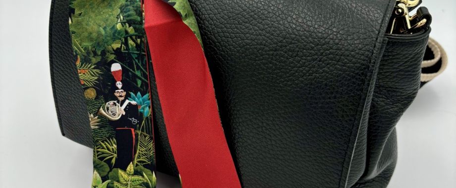 Twilly verde e rosso con disegno carabiniere