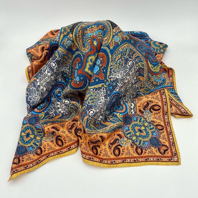 Hand-printed foulard
