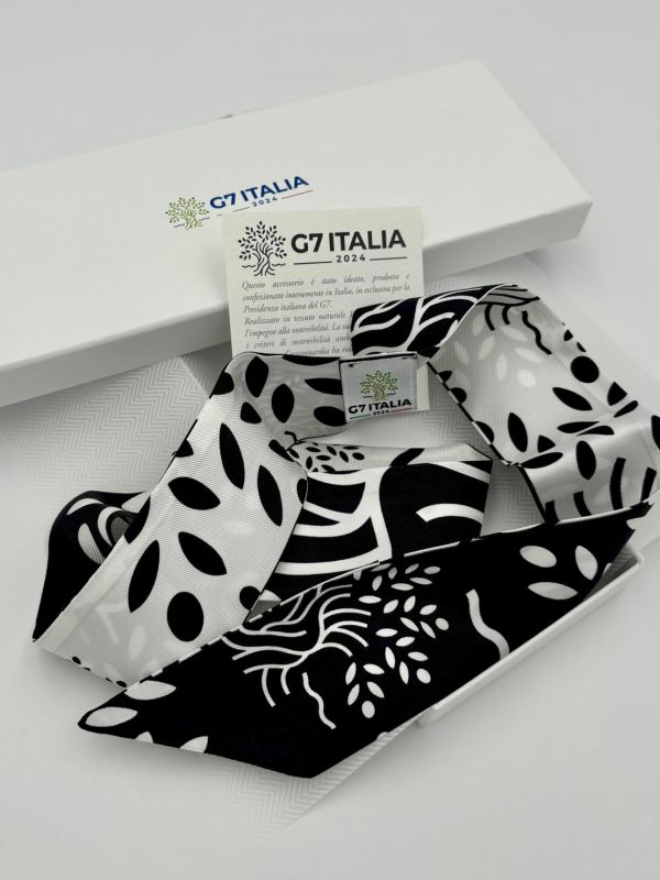 Twilly personalizzato per il G7 Italia con logo e simbolo albero